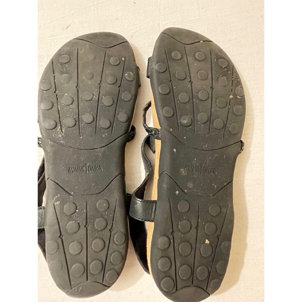 Minnetonka Black Leather Sandals Women's Size 10 Strappy  Style Outdoors‎ - Picture 7 of 7